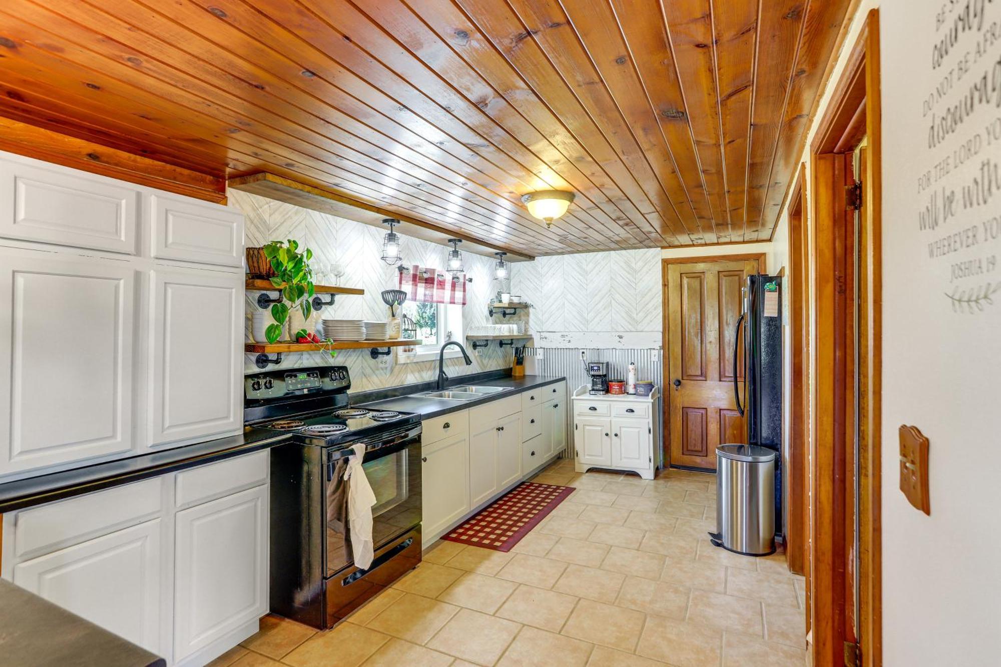 Quiet Shiloh Retreat With Spacious Yard And Fireplace! Eksteriør bilde